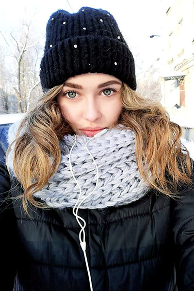 Viktoriya foreign bride search