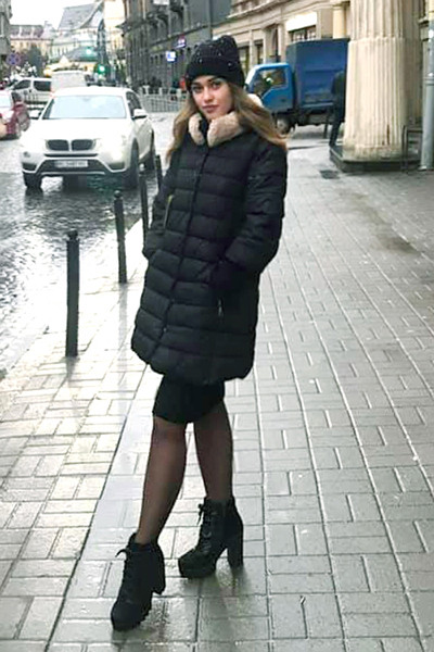 Viktoriya foreign bride search