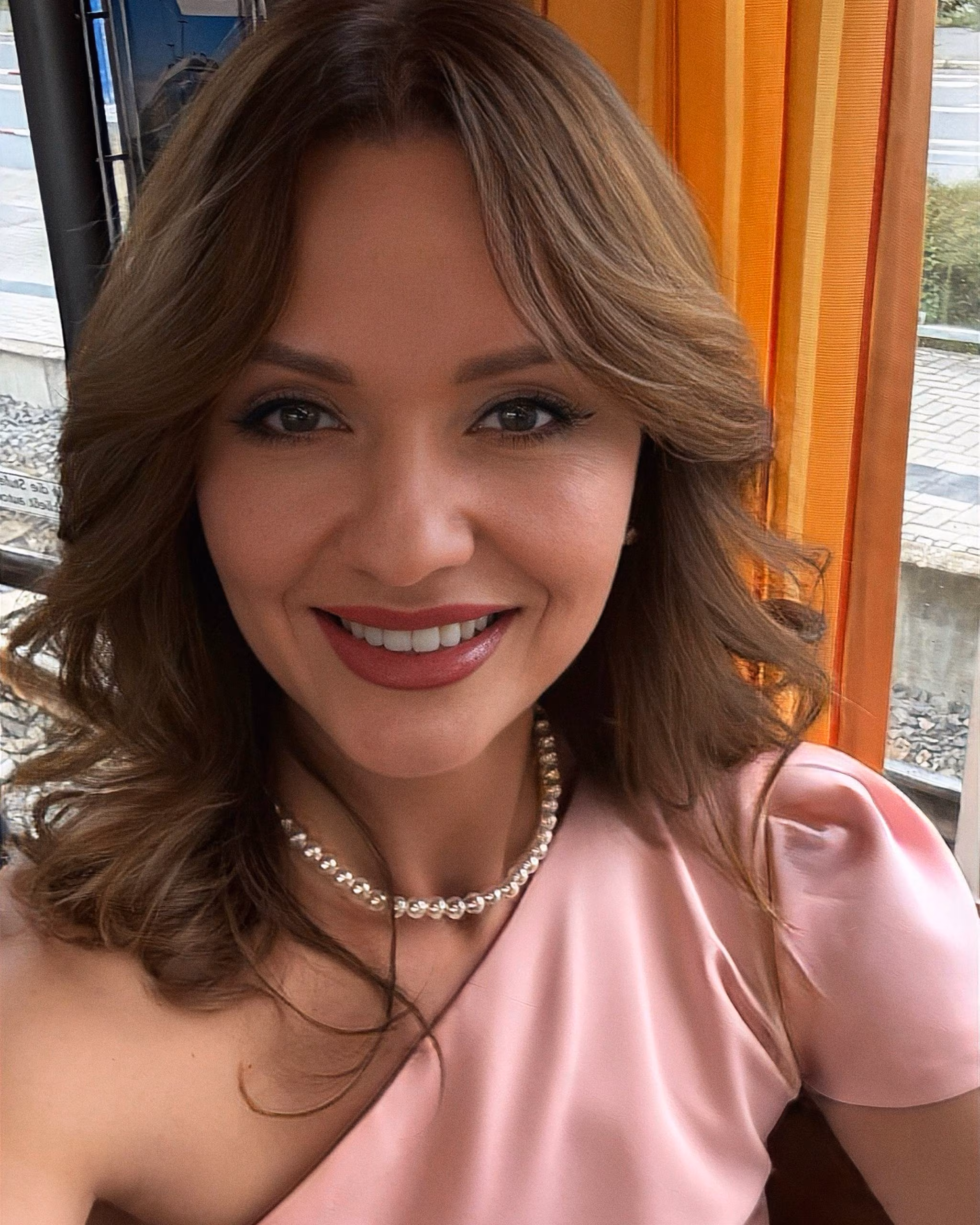 Anna 39 Düsseldorf Germany serious marriage dating men USA